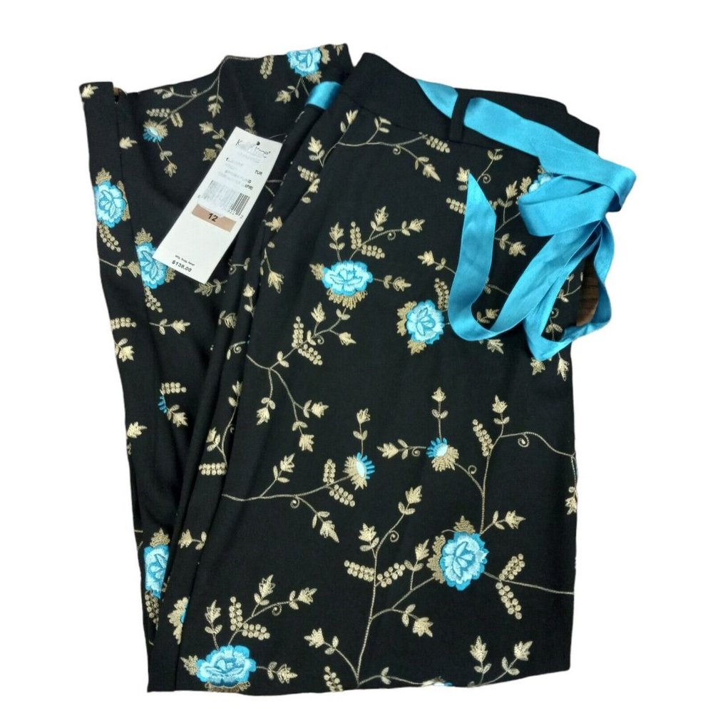 Karen Kane Lifestyle Spring Fling Capri Pant 12 Embroidered Blue Floral New